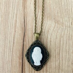 NWT, Black and White Owl Cameo Victorian Style Necklace